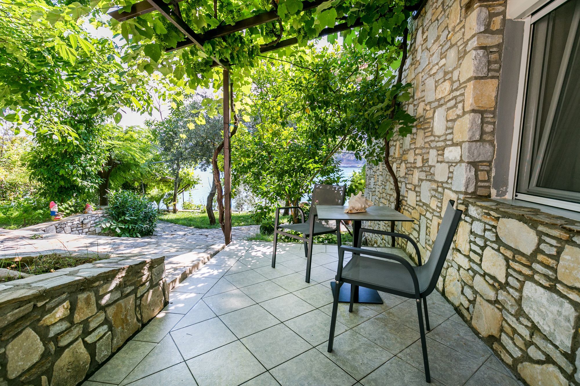 Petra Mare Apartment Thimonia Exterior foto